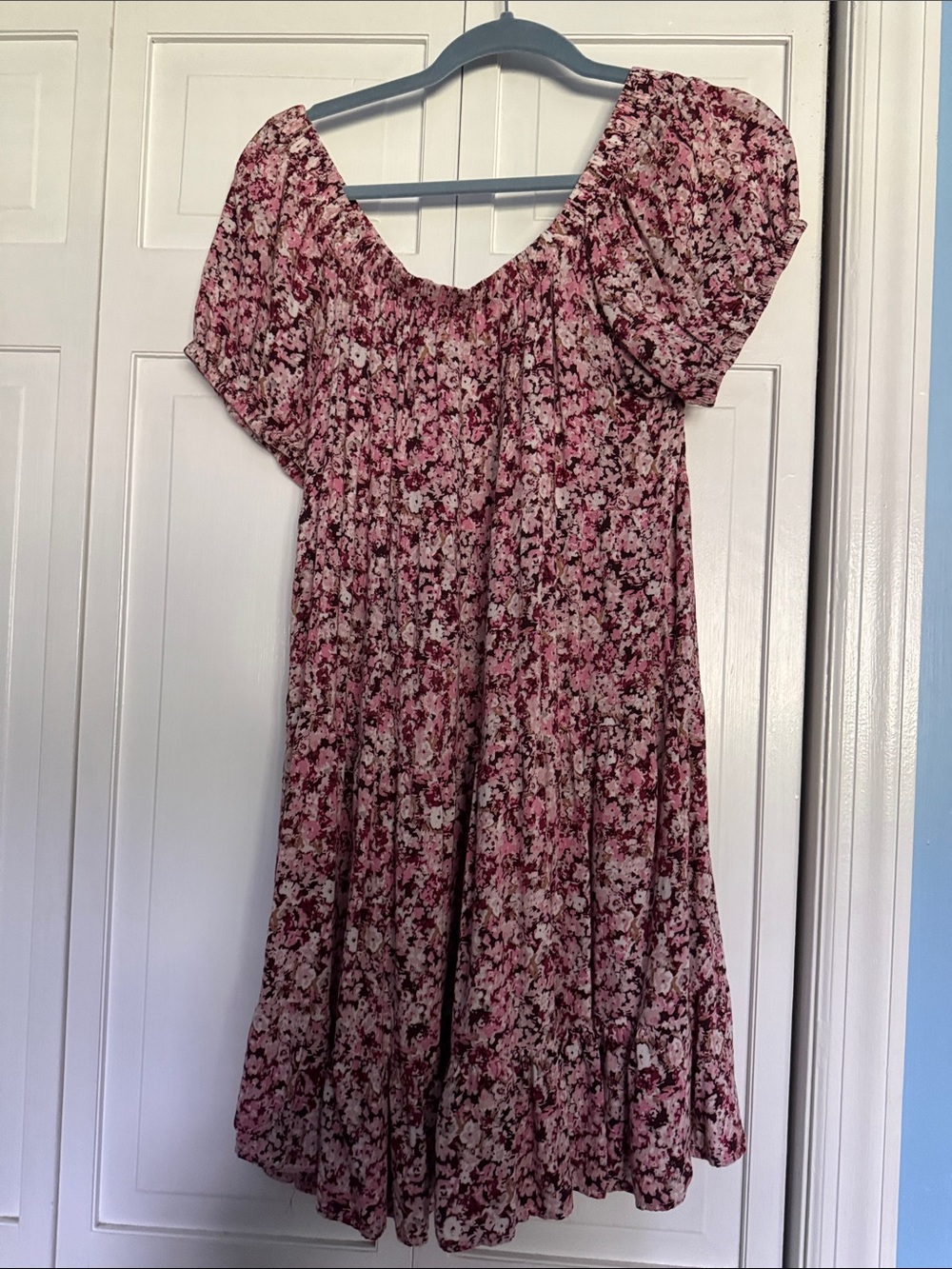 Pink Floral tiered Puff-Sleeve Dress